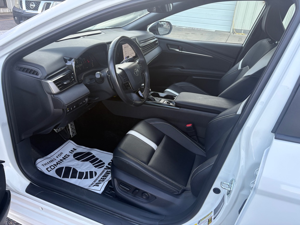 Photo 6 of this TOYOTA CAMRY