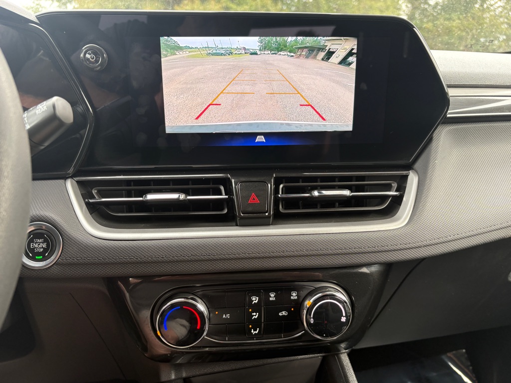 Photo 11 of this CHEVROLET TRAILBLAZER