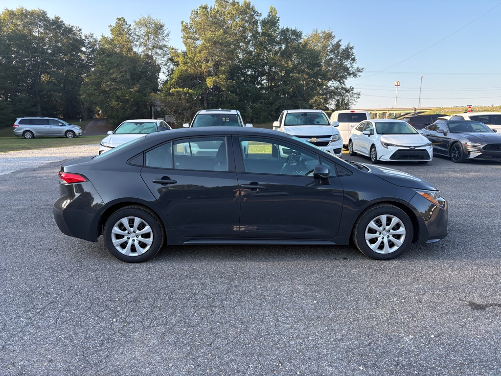 Photo 2 of this TOYOTA COROLLA