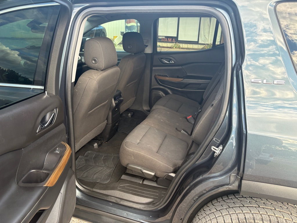 Photo 5 of this GMC ACADIA