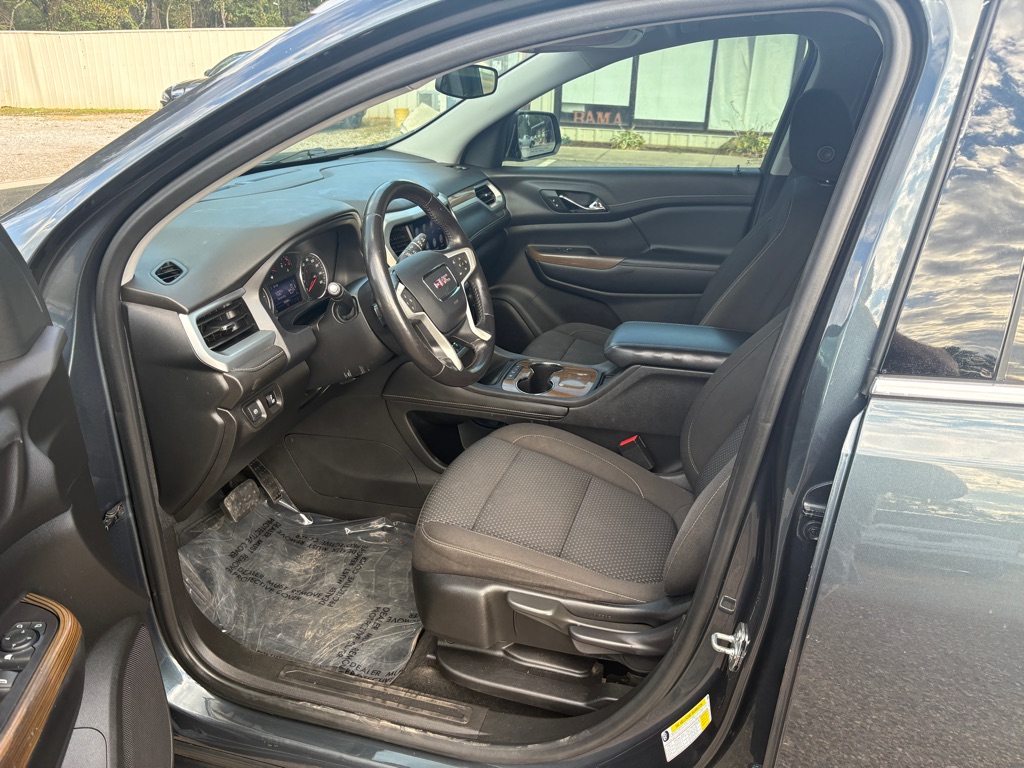 Photo 6 of this GMC ACADIA