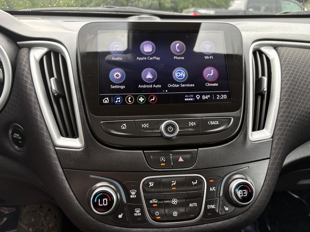 Photo 10 of this CHEVROLET MALIBU