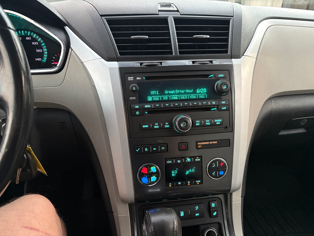 Photo 12 of this CHEVROLET TRAVERSE