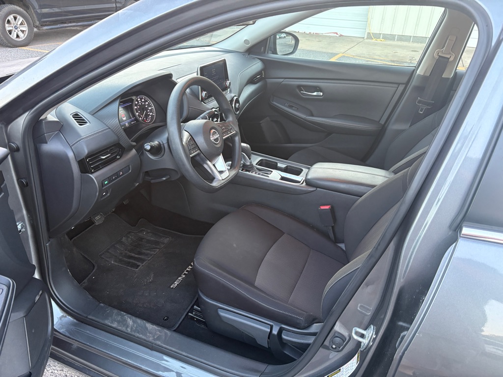 Photo 5 of this NISSAN SENTRA