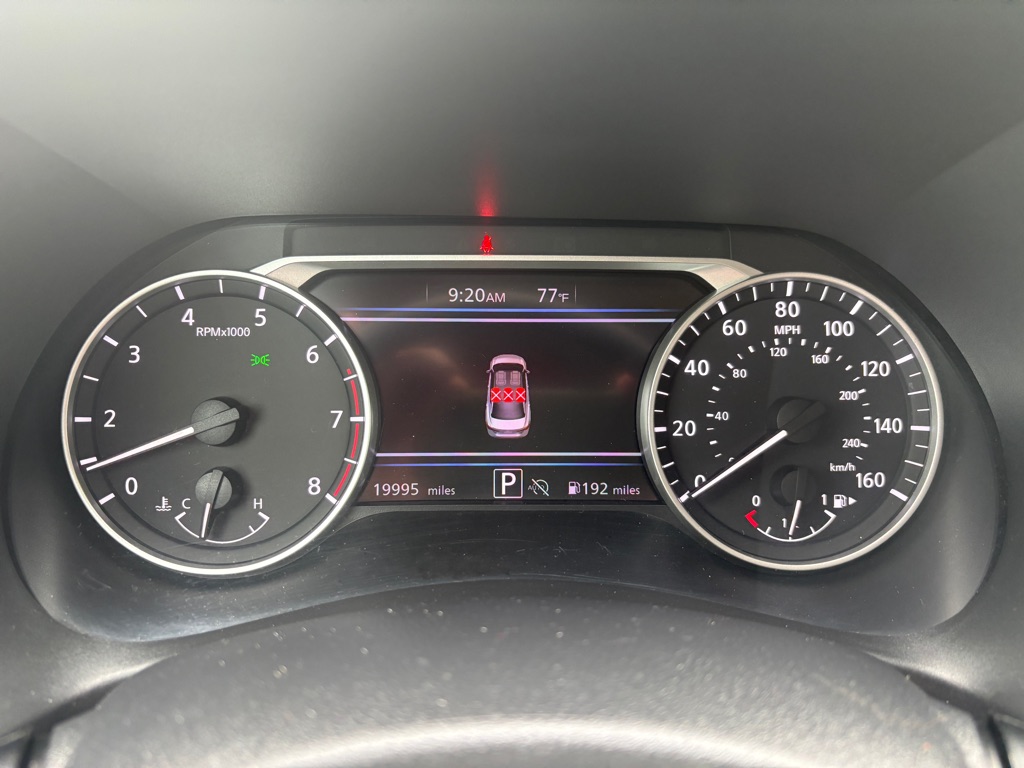 Photo 7 of this NISSAN SENTRA