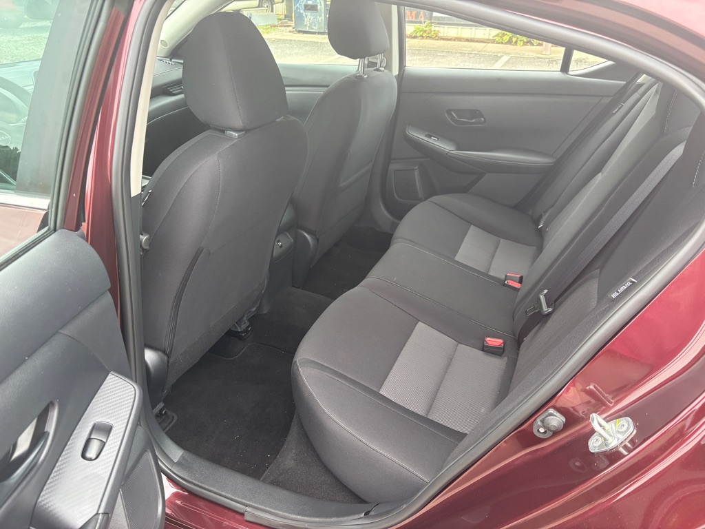 Photo 4 of this NISSAN SENTRA