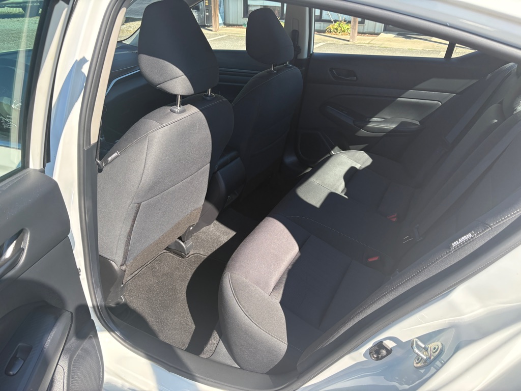 Photo 5 of this NISSAN ALTIMA