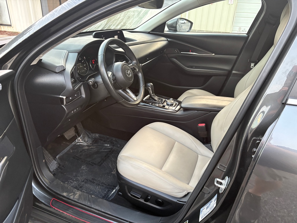 Photo 7 of this MAZDA CX-30