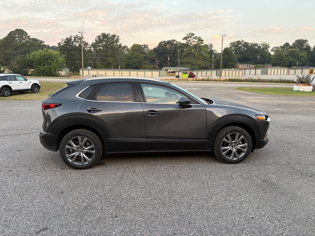 Photo 2 of this MAZDA CX-30