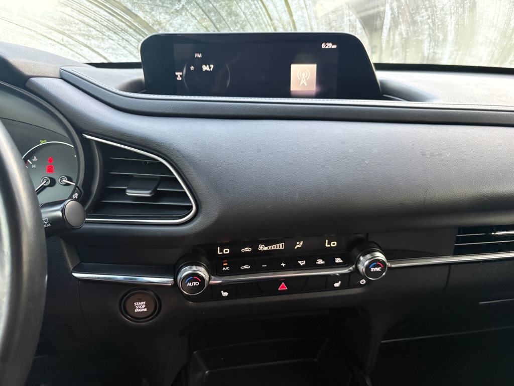 Photo 10 of this MAZDA CX-30