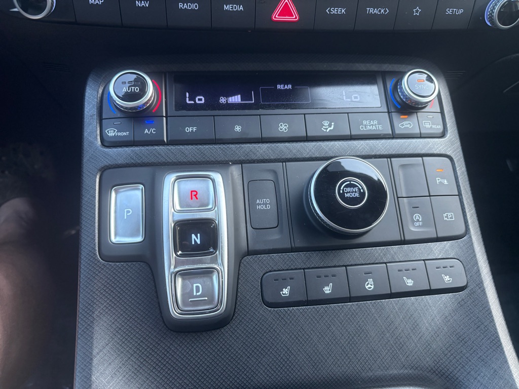 Photo 12 of this HYUNDAI PALISADE