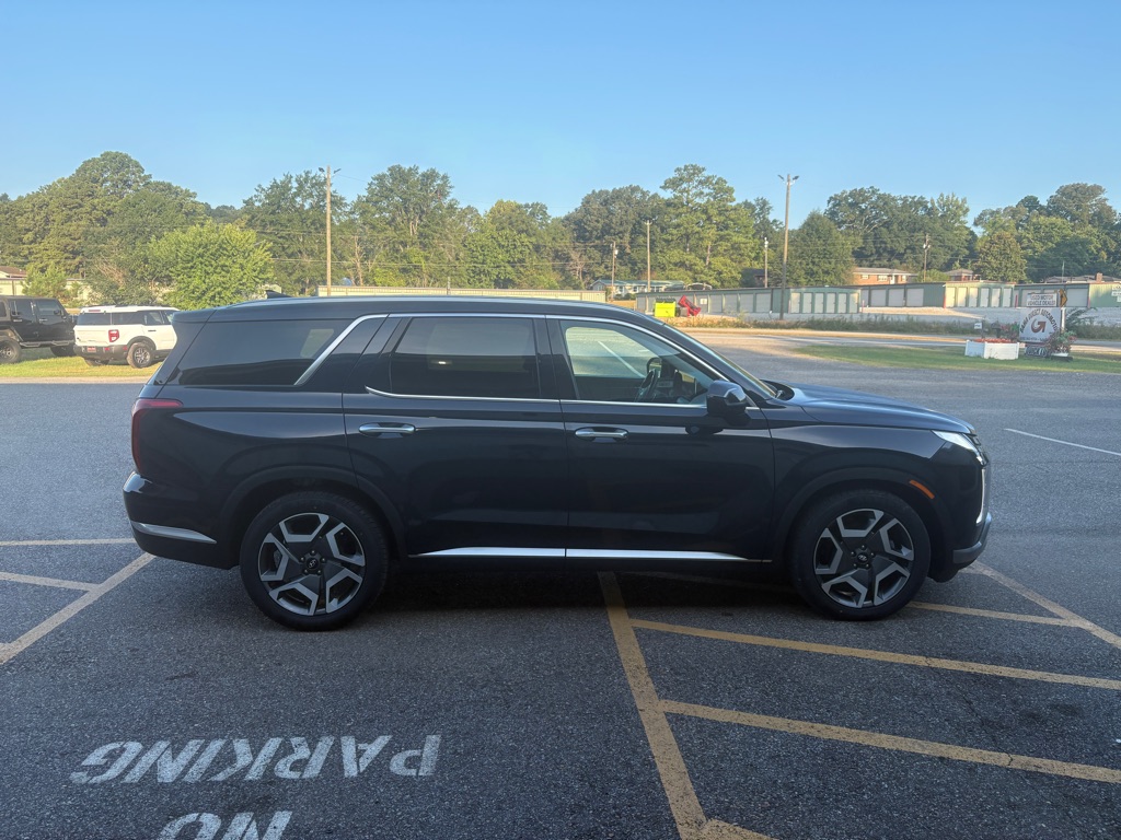 Photo 2 of this HYUNDAI PALISADE