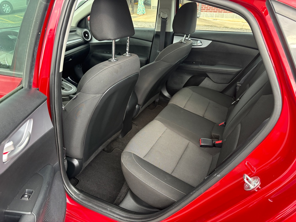 Photo 5 of this KIA FORTE