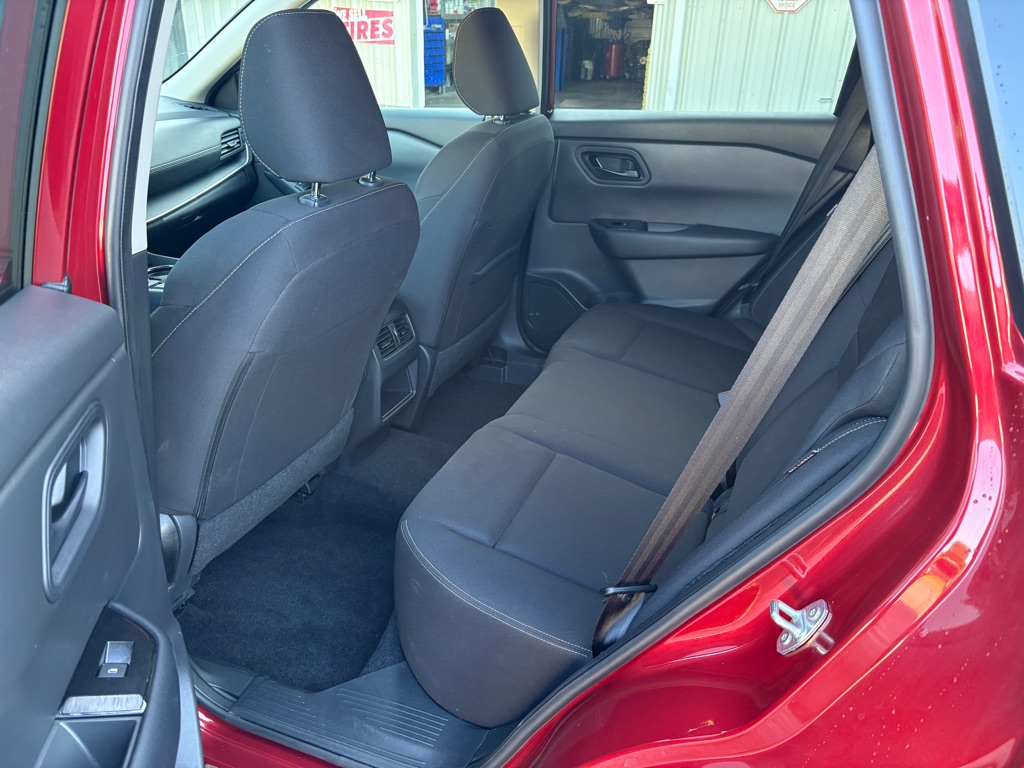 Photo 6 of this NISSAN ROGUE