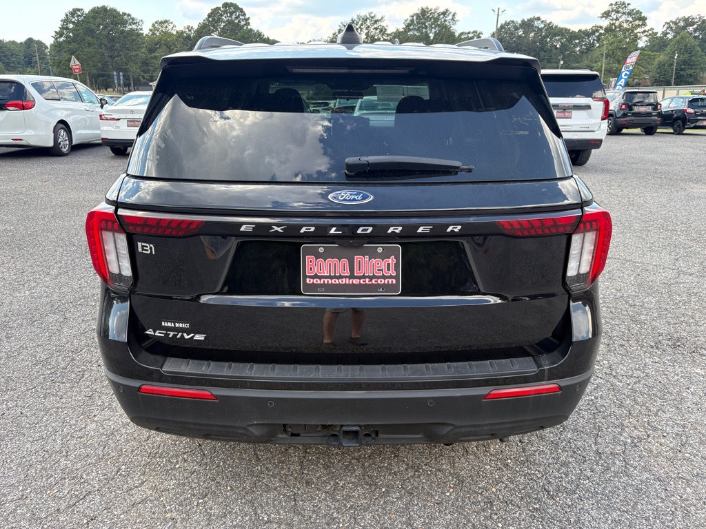 Photo 3 of this FORD EXPLORER