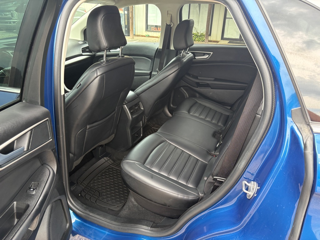 Photo 5 of this FORD EDGE
