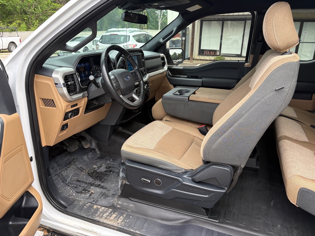 Photo 6 of this FORD F150