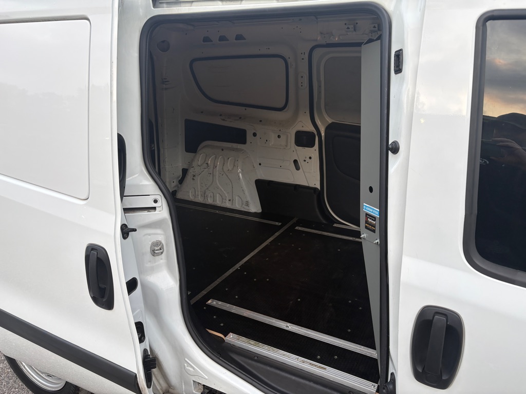 Photo 6 of this RAM PROMASTER CITY