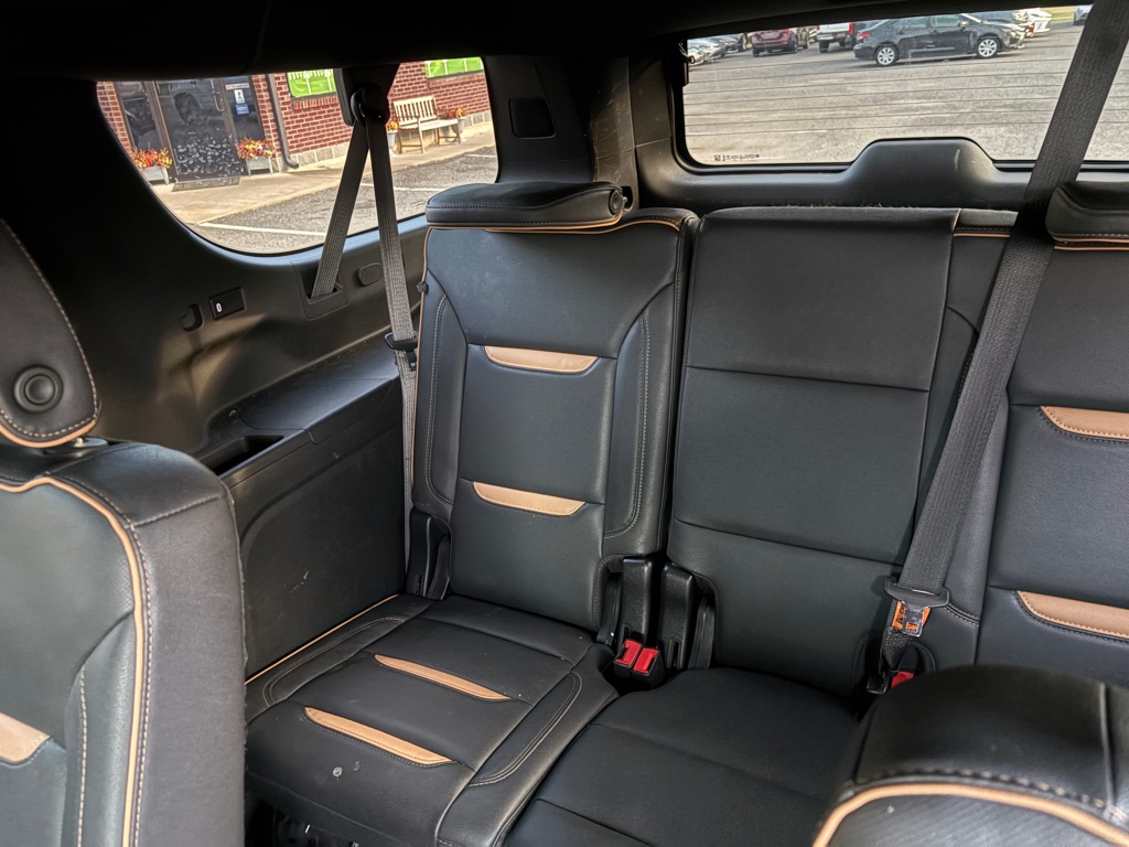 Photo 6 of this GMC YUKON XL