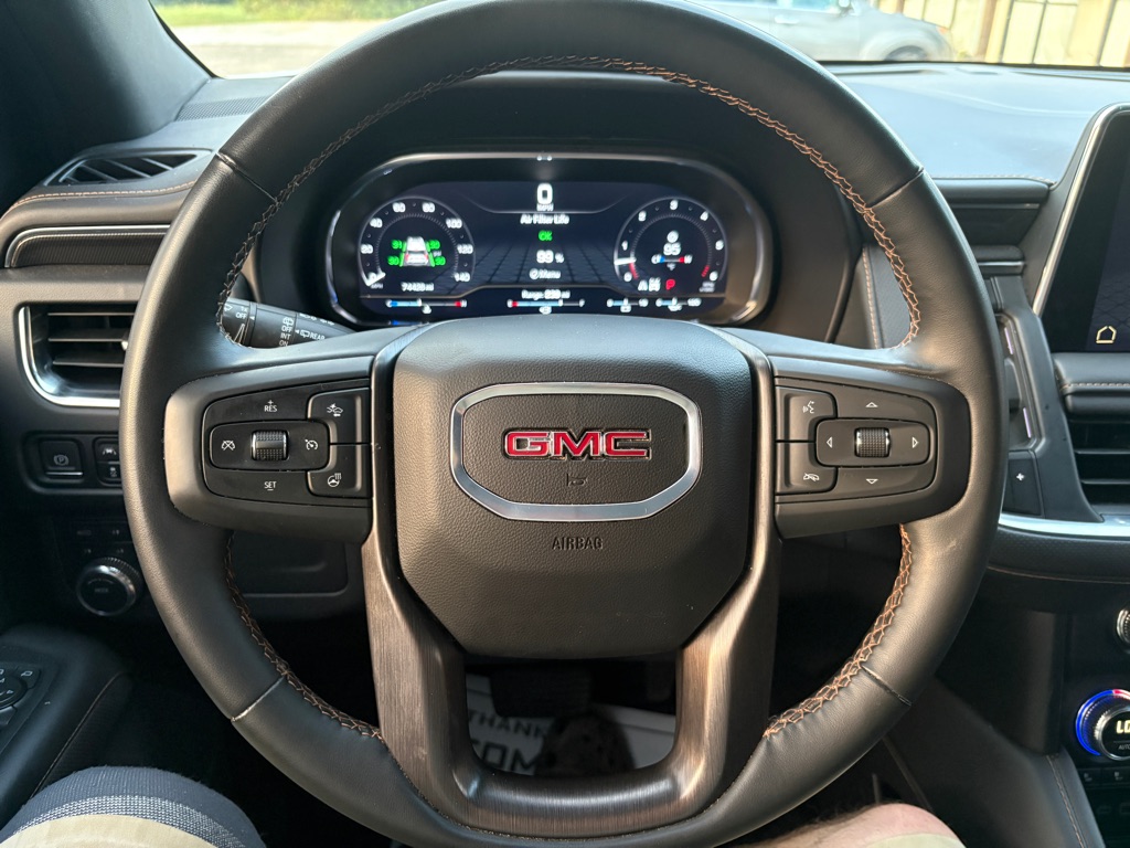 Photo 9 of this GMC YUKON XL