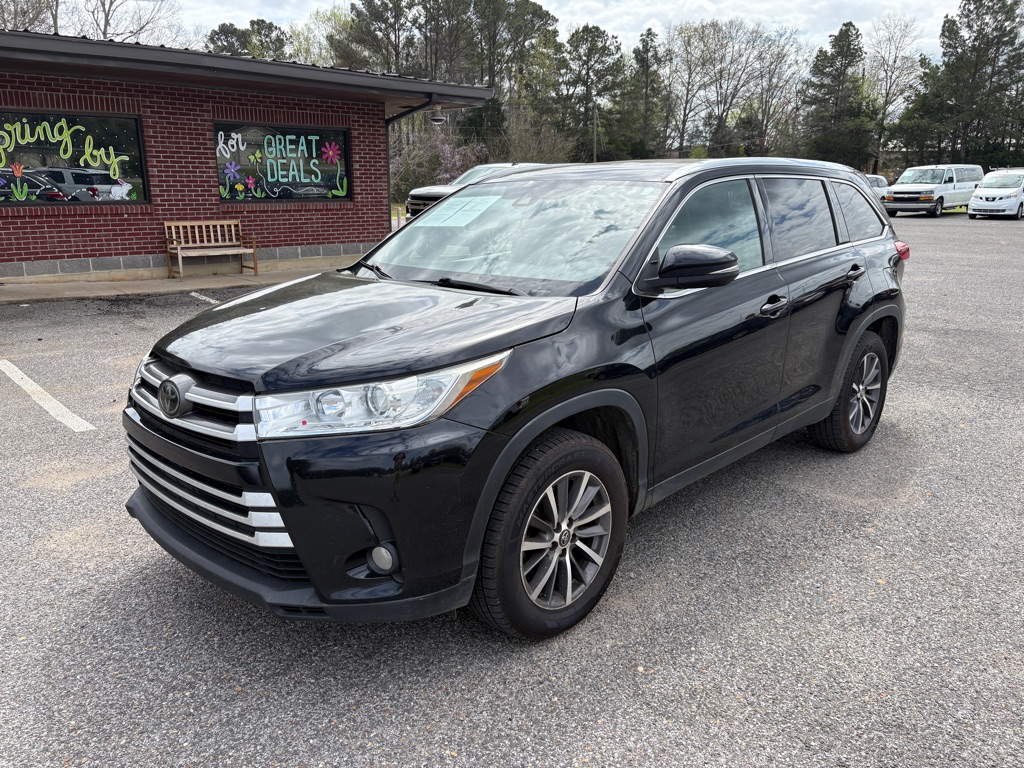 2019 Toyota Highlander XLE FWD
