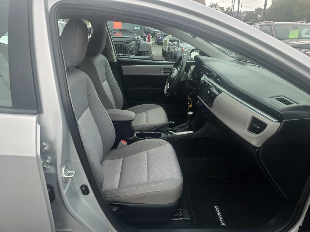 Photo 15 of this TOYOTA COROLLA