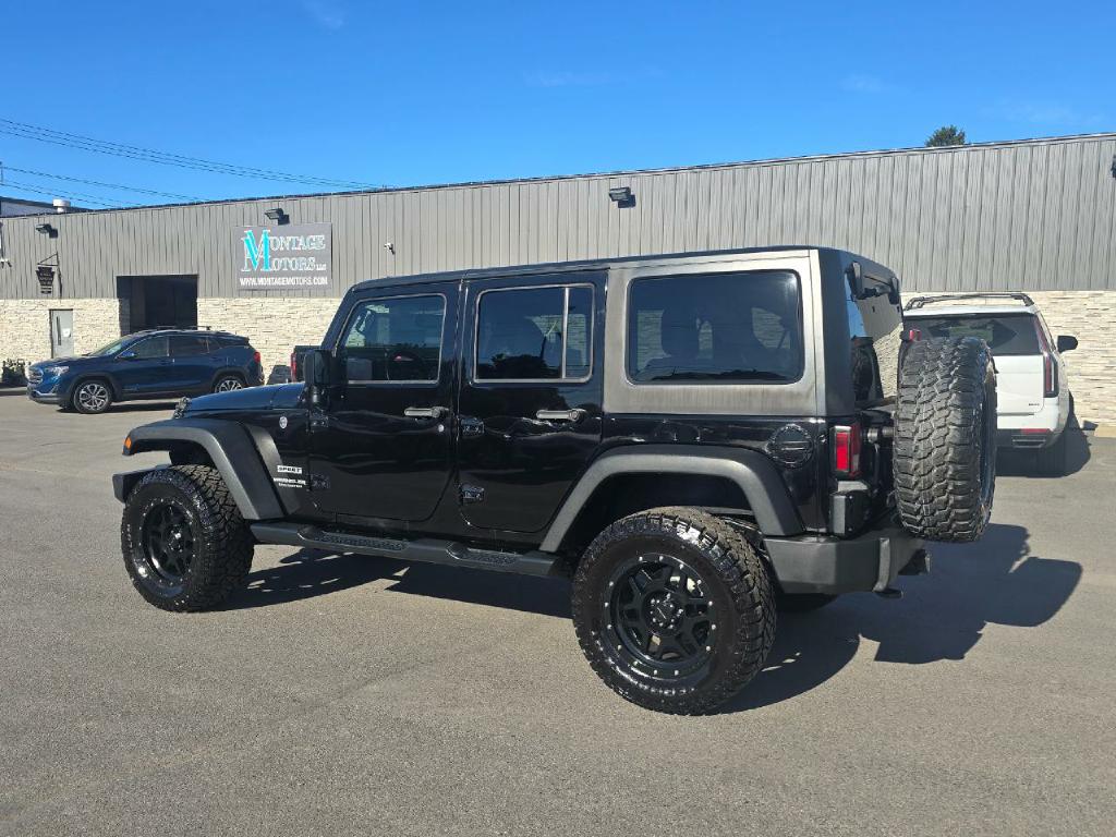 Photo 4 of this JEEP WRANGLER