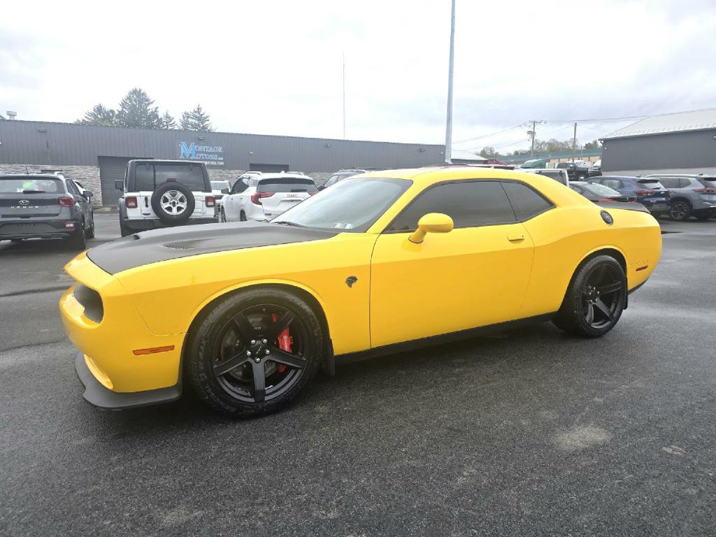 Photo 3 of this DODGE CHALLENGER
