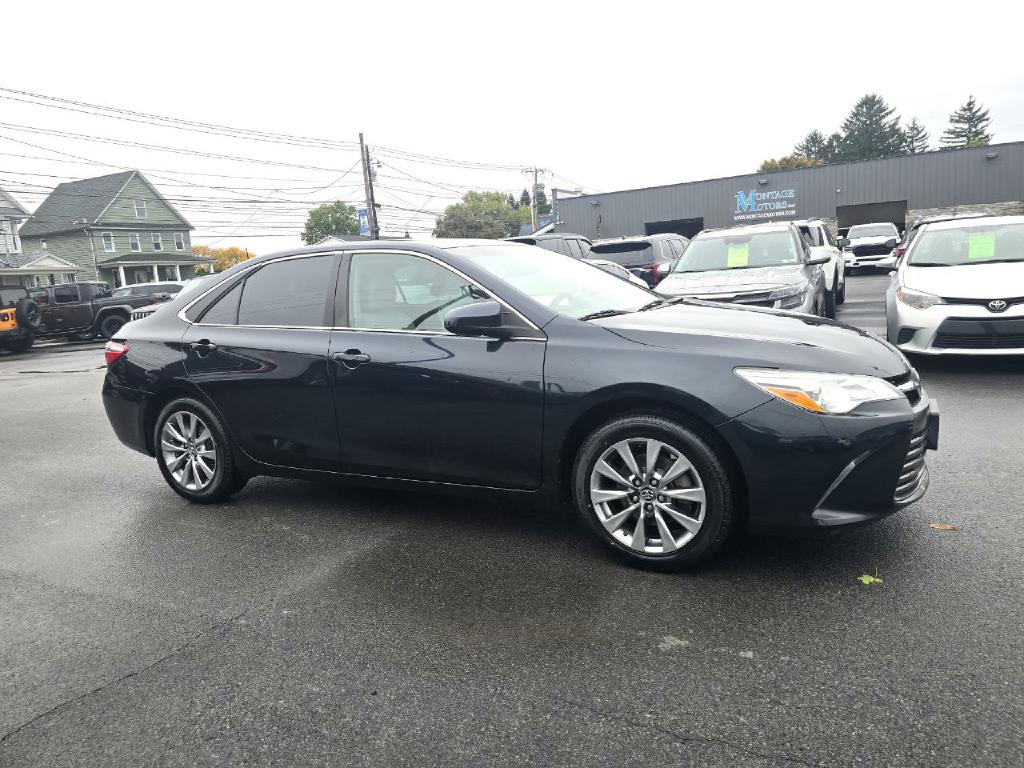 Photo 6 of this TOYOTA CAMRY