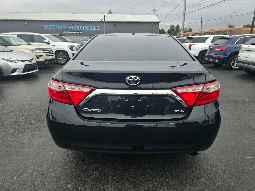 Photo 18 of this TOYOTA CAMRY