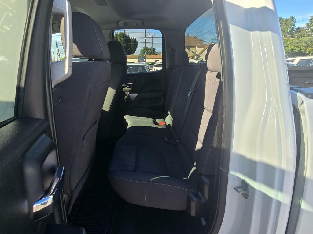 Photo 13 of this CHEVROLET SILVERADO 1500