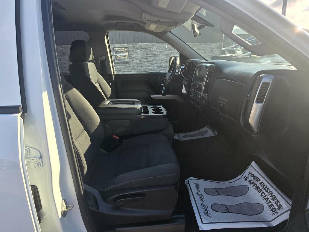 Photo 15 of this CHEVROLET SILVERADO 1500