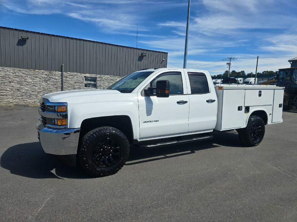 Photo 3 of this CHEVROLET SILVERADO 3500H