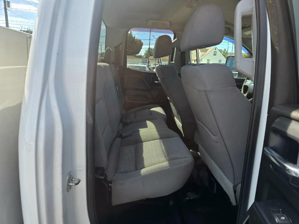 Photo 14 of this CHEVROLET SILVERADO 3500H