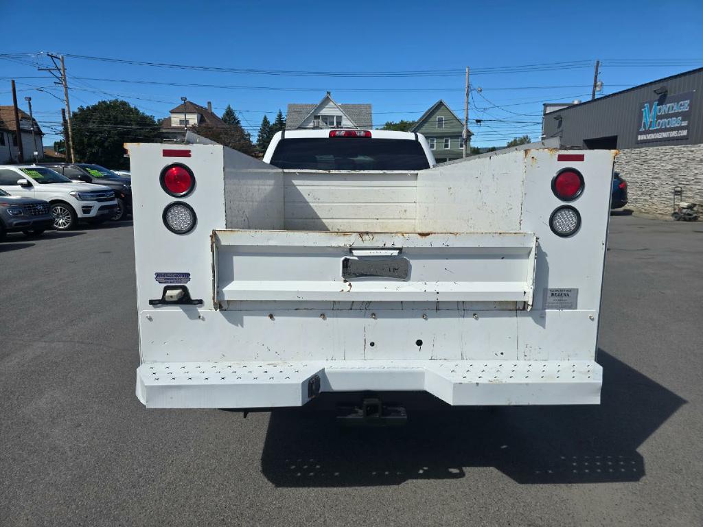 Photo 16 of this CHEVROLET SILVERADO 3500H