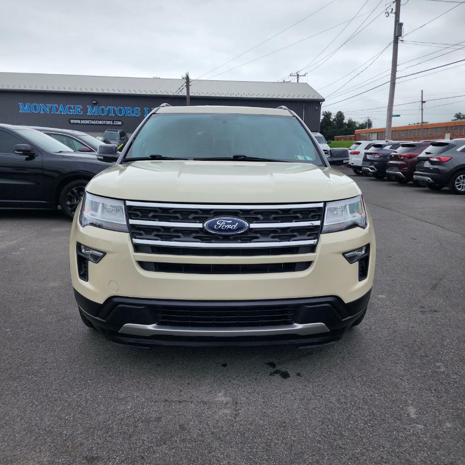 Photo 19 of this FORD EXPLORER
