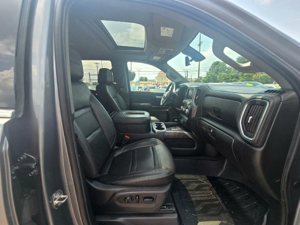 Photo 16 of this GMC SIERRA 1500