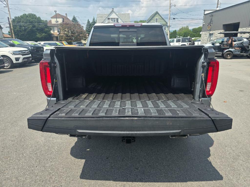 Photo 19 of this GMC SIERRA 1500