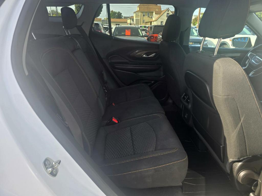 Photo 14 of this GMC TERRAIN