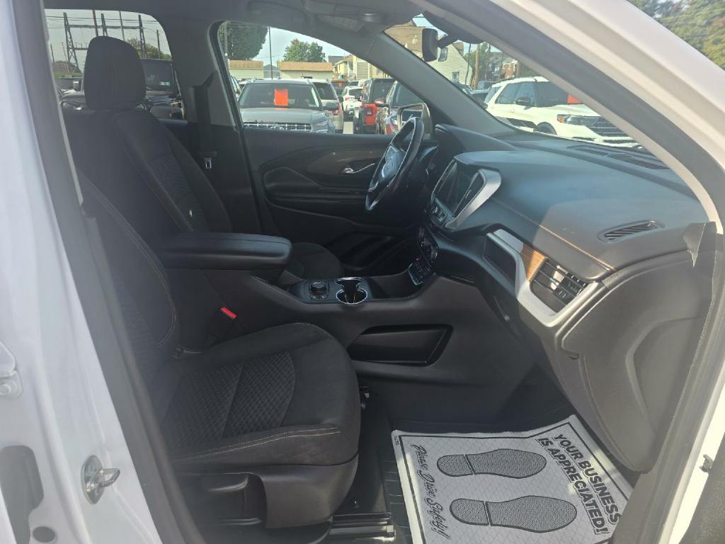 Photo 15 of this GMC TERRAIN