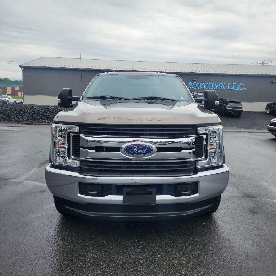Photo 16 of this FORD F-250