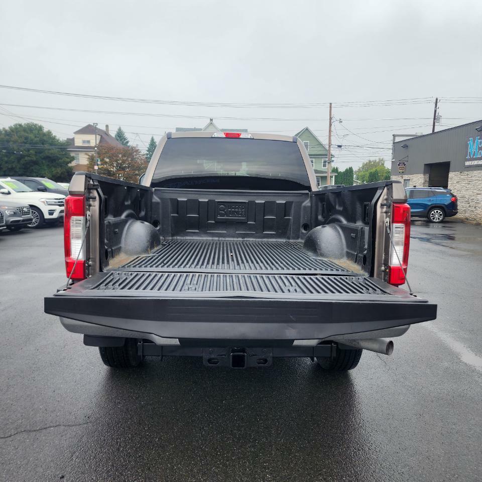 Photo 19 of this FORD F-250