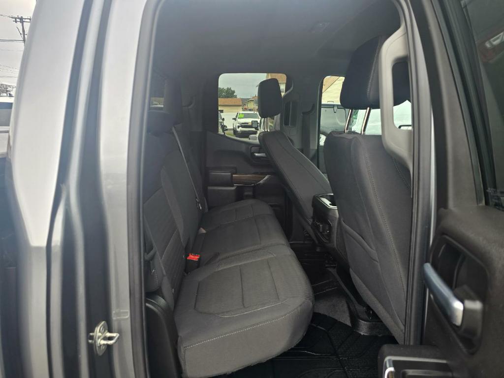 Photo 14 of this CHEVROLET SILVERADO 1500