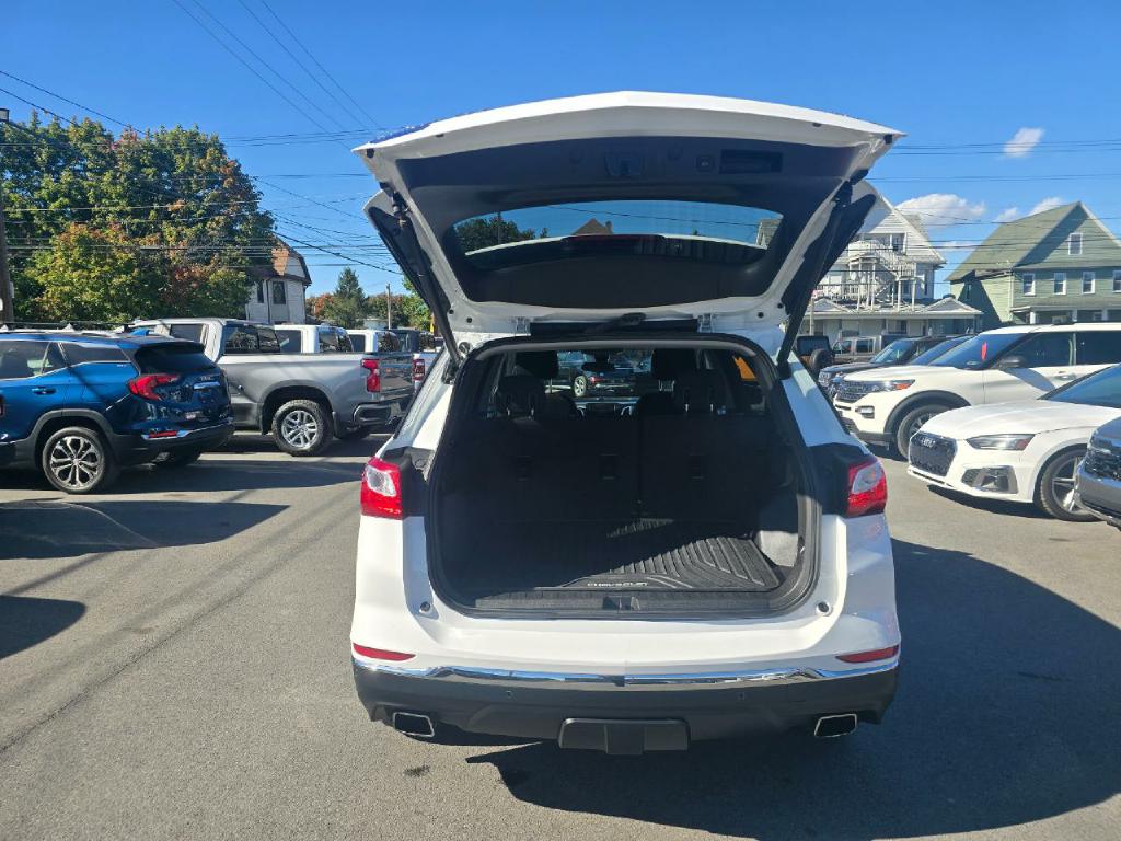Photo 17 of this CHEVROLET EQUINOX