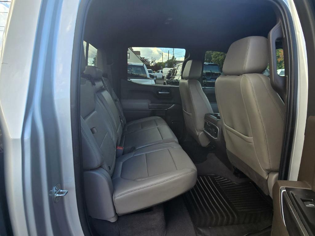 Photo 14 of this CHEVROLET SILVERADO 1500