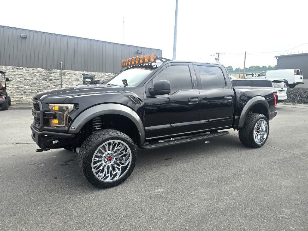 Photo 3 of this FORD F-150