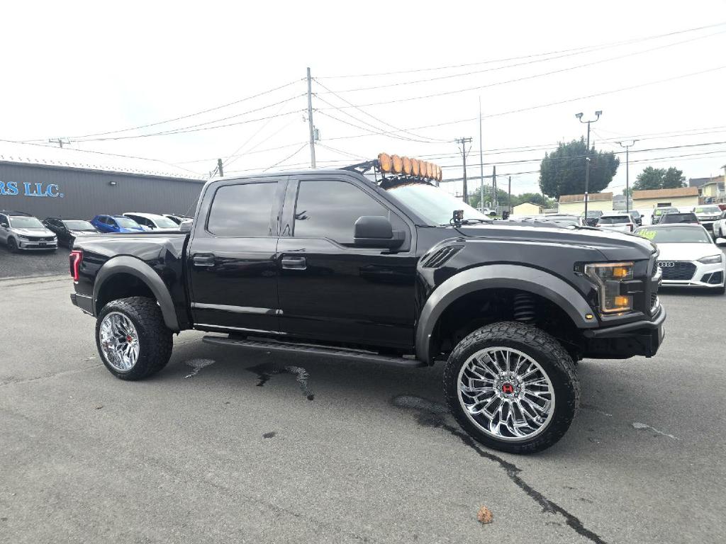 Photo 6 of this FORD F-150