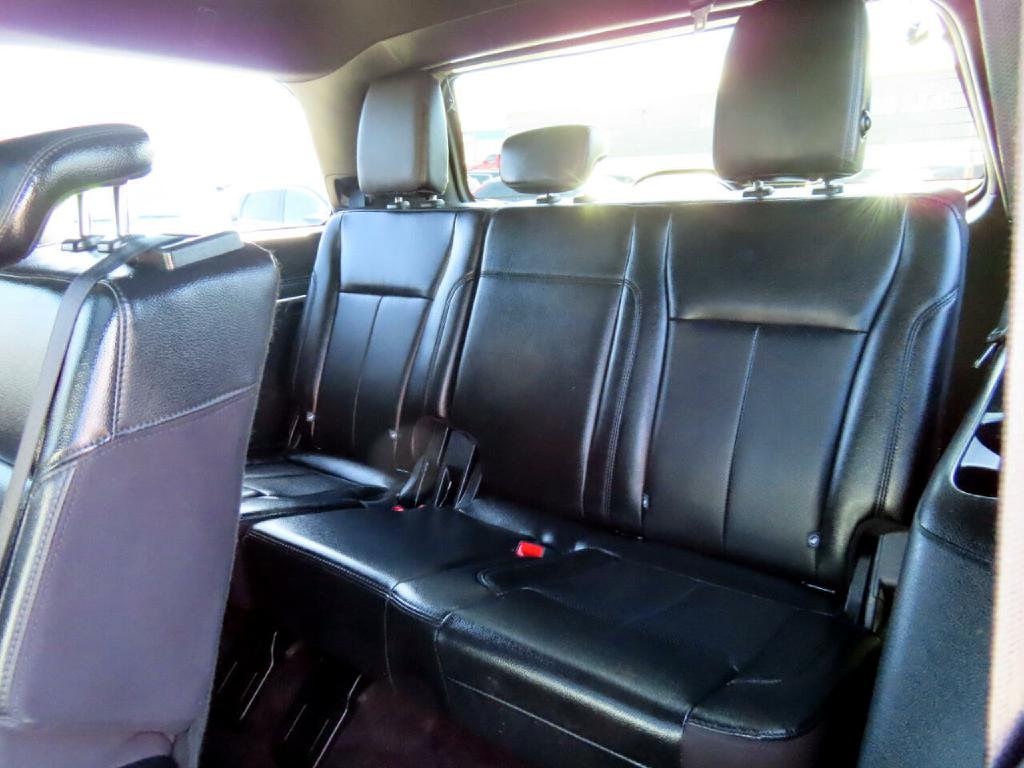 Photo 14 of this FORD EXPEDITION