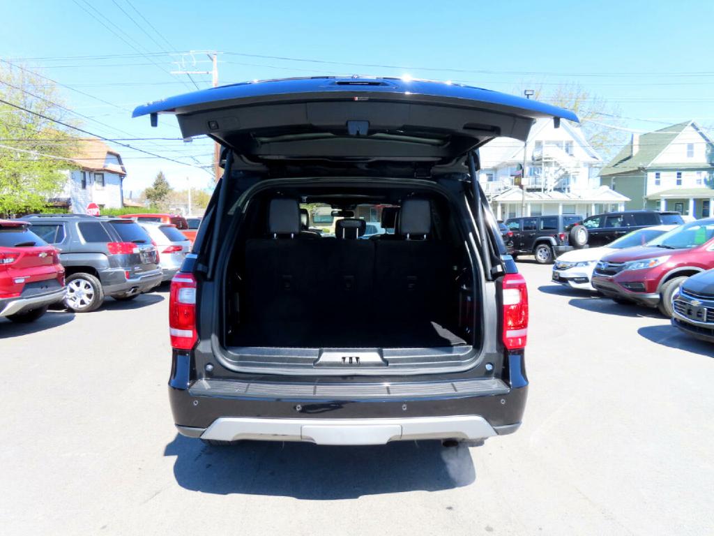 Photo 19 of this FORD EXPEDITION