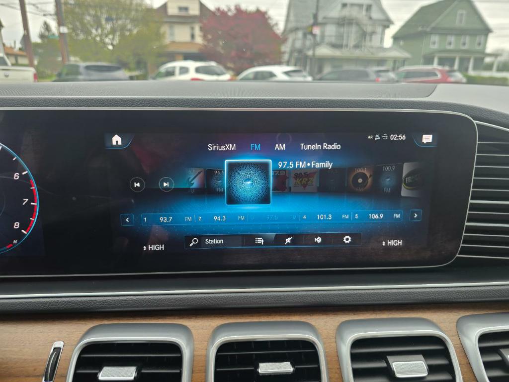 Photo 9 of this MERCEDES-BENZ GLE
